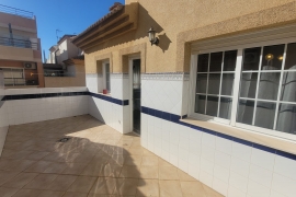 Sale - Town house on 2 levels  - Pilar de la Horadada