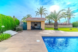 Sale - Villa - Cabo Roig