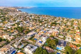 Sale - Villa - Cabo Roig