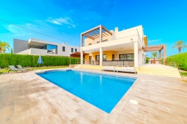 Sale - Villa - Cabo Roig
