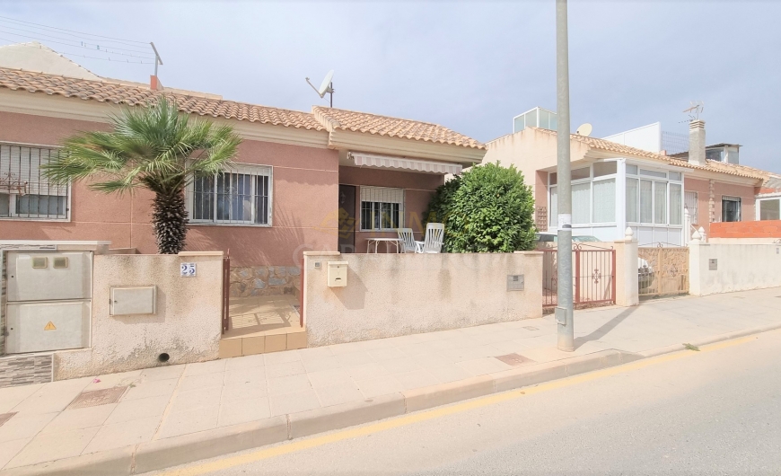 JUST FOR INVESTMENT!!! ASK FOR THE CONDITIONS - Terraced house - Pilar de la Horadada - La Cañada de Práez