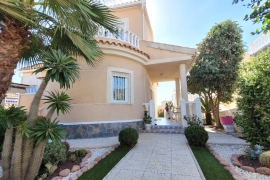 Sale - Villa - Pinar de Campoverde