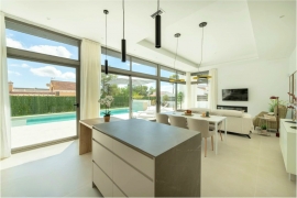 Nueva construcción  - Chalet - Pinar de Campoverde