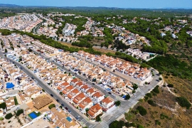 Sale - Semi-detached Villa - Pinar de Campoverde