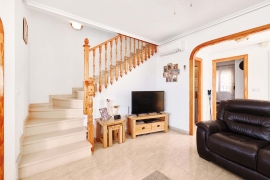 Sale - Semi-detached Villa - Pinar de Campoverde