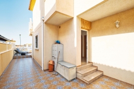 Sale - Semi-detached Villa - Pinar de Campoverde