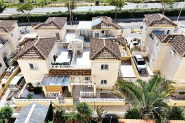 Sale - Semi-detached Villa - Pinar de Campoverde