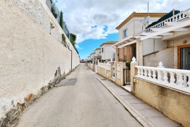 Sale - Semi-detached Villa - Pinar de Campoverde