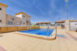 Sale - Semi-detached Villa - Pinar de Campoverde