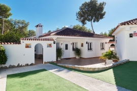 Sale - Villa - Pinar de Campoverde