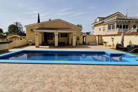 Sale - Villa - Pinar de Campoverde