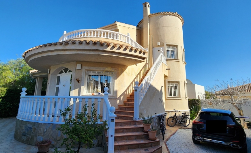 Venta - Chalet - Pinar de Campoverde