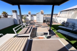 Venta - Chalet semi-adosado - BALSICAS - Sierra Golf