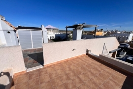 Venta - Chalet semi-adosado - BALSICAS - Sierra Golf