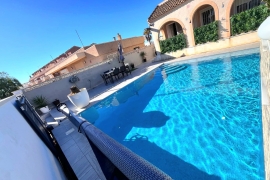 Venta - Chalet semi-adosado - BALSICAS - Sierra Golf