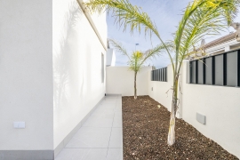 Nueva construcción  - Chalet - ROLDAN