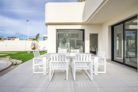 Nueva construcción  - Chalet - ROLDAN