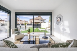 Nueva construcción  - Chalet - ROLDAN