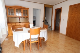 Venta - Chalet semi-adosado - Torrevieja - Altos del Limonar