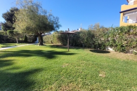 Venta - Chalet semi-adosado - Pilar de la Horadada - Mil Palmeras