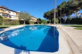 Venta - Chalet semi-adosado - Pilar de la Horadada - Mil Palmeras