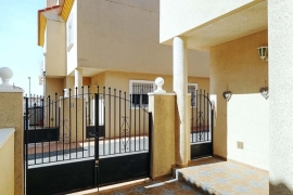 Sale - Semi-detached Villa - Pinar de Campoverde