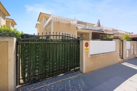 Venta - Chalet semi-adosado - Pinar de Campoverde