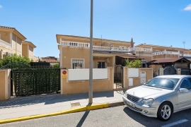Venta - Chalet semi-adosado - Pinar de Campoverde