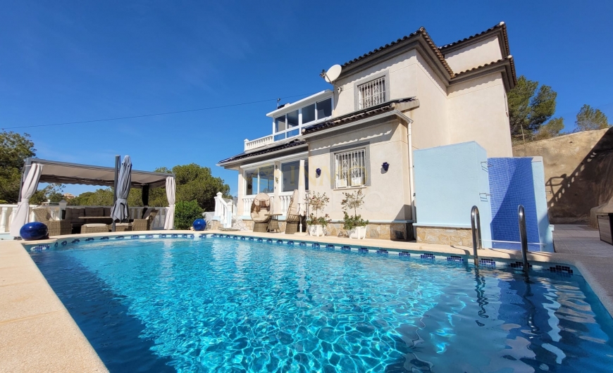 Sale - Villa - Pinar de Campoverde