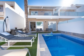 Sale - Semi-detached Villa - San Pedro del Pinatar