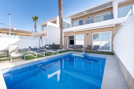 Sale - Semi-detached Villa - San Pedro del Pinatar