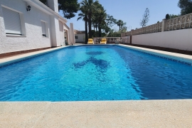 Sale - Villa - Pinar de Campoverde