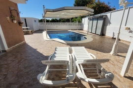 Venta - Chalet semi-adosado - Pinar de Campoverde