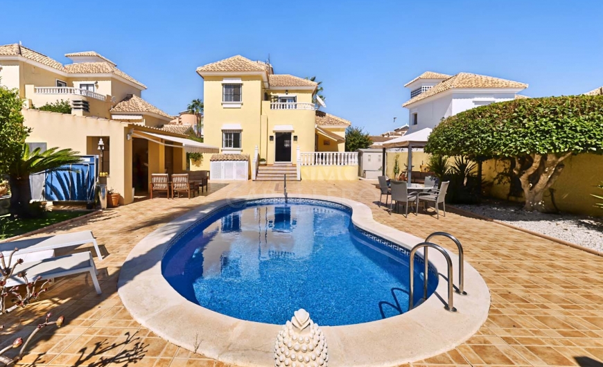 À vendre - Maison - Pinar de Campoverde