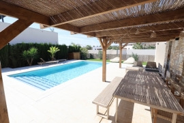 Sale - Villa - Algorfa - La Finca Golf