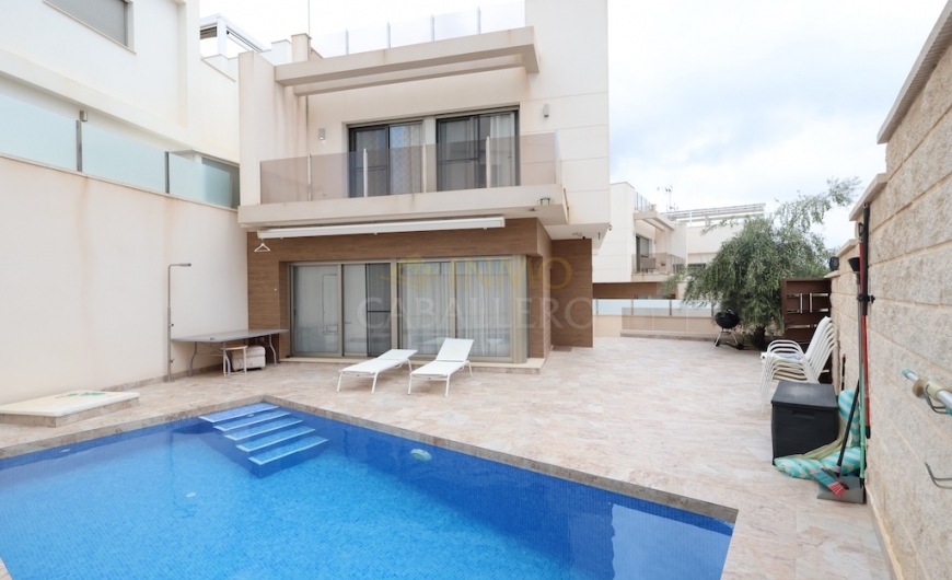 Verkauf - Haus - Orihuela costa - LOS ALMENDROS