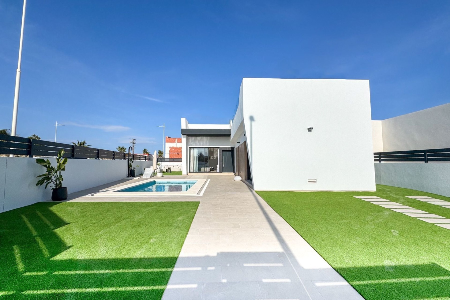 Neue Gebäude - Haus - San Miguel de Salinas