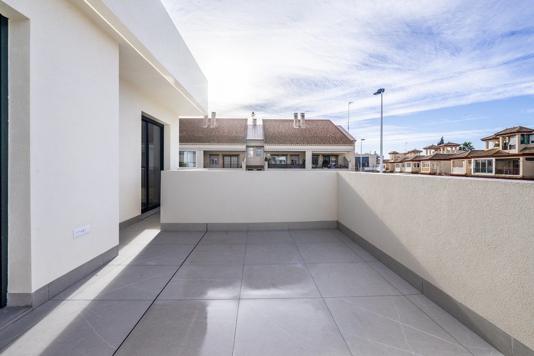 Neue Gebäude - Haus - Roldán