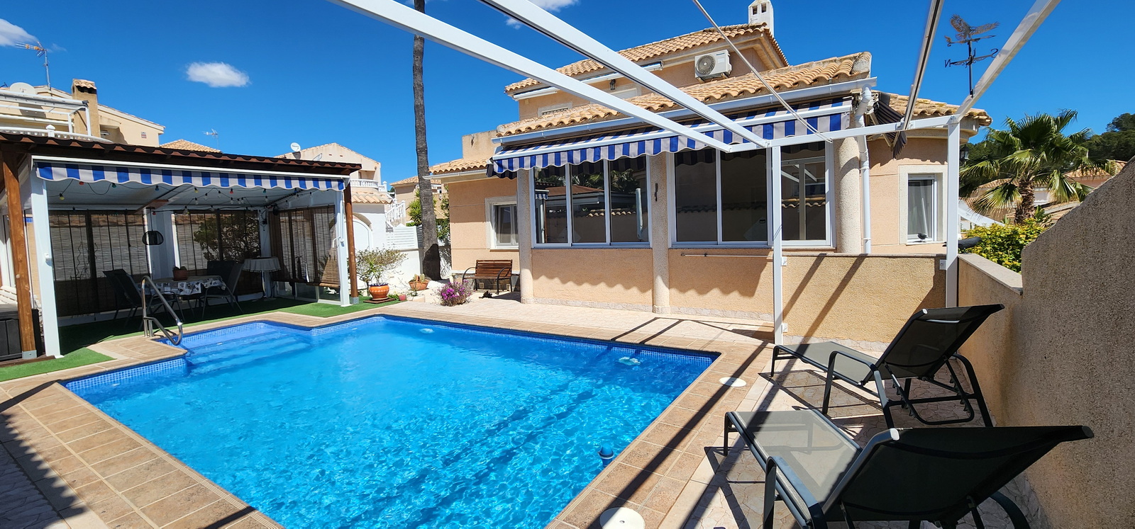 Casa · Reventa - Pilar de la Horadada · Pinar de Campoverde · Alicante · España