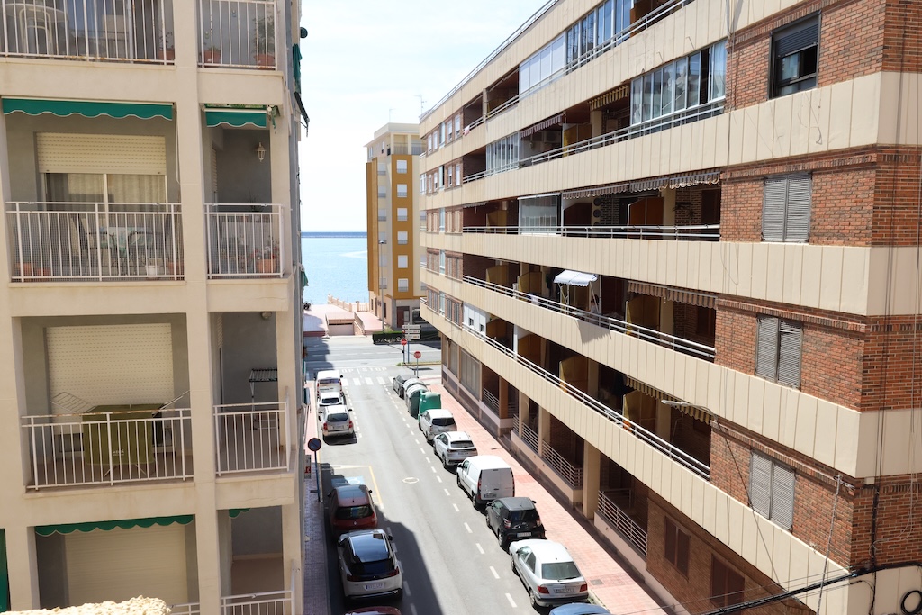 Apartamento · Reventa - Torrevieja · Alicante · España