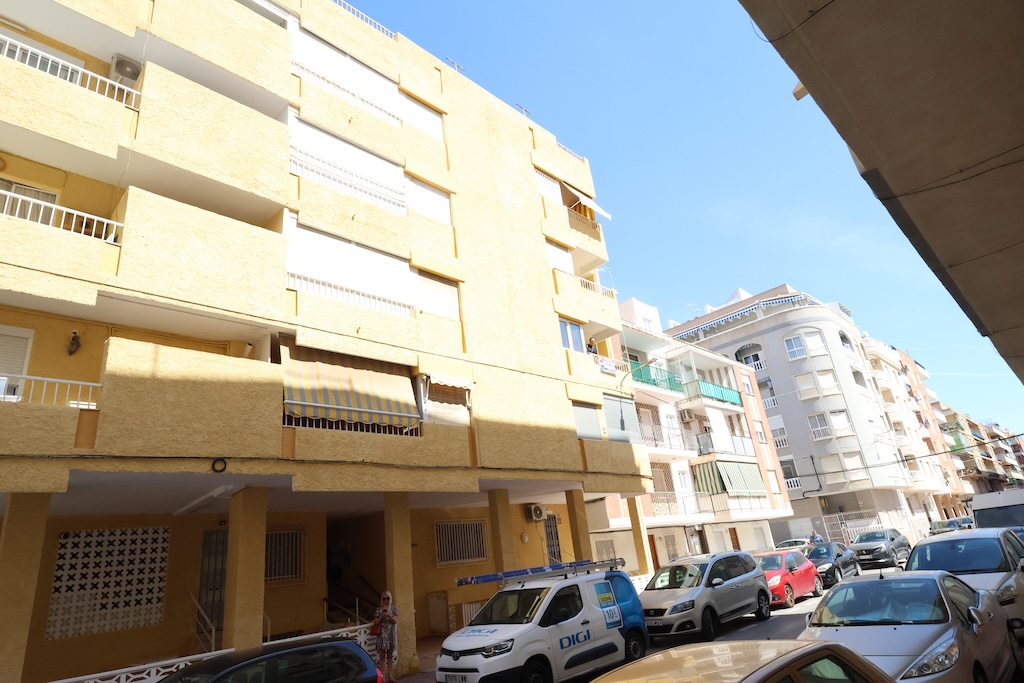 Apartamento · Reventa - Torrevieja · Alicante · España