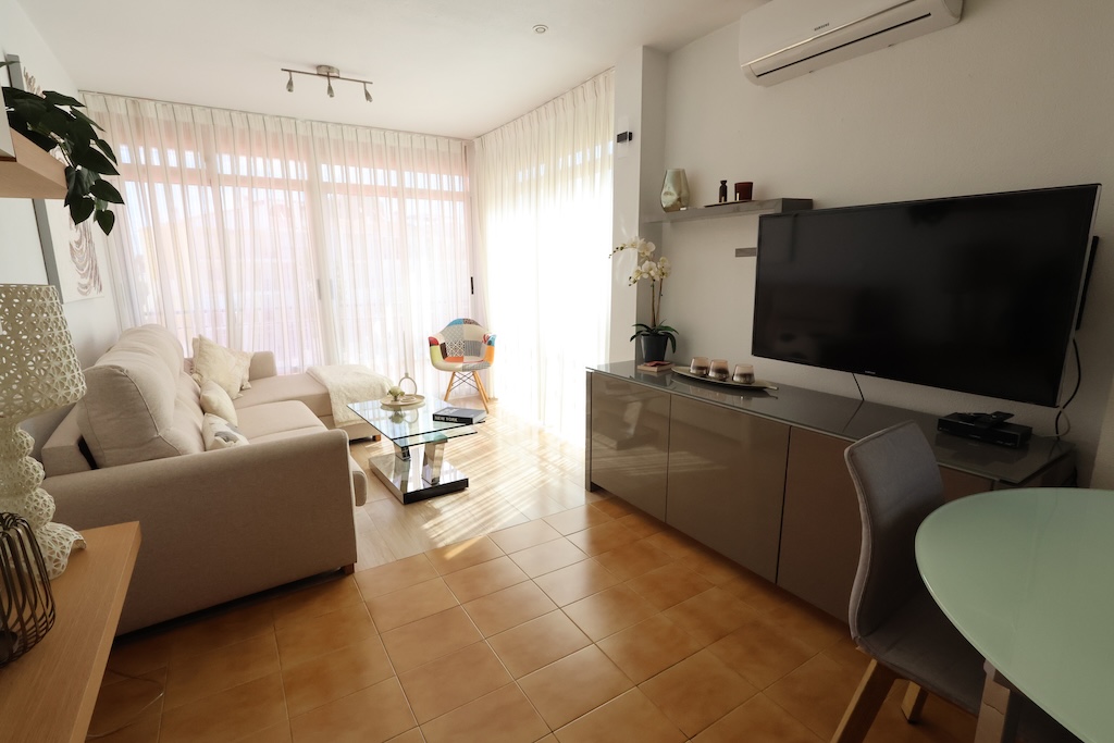 Apartamento · Reventa - Torrevieja · Eliseos Playa · Alicante · España