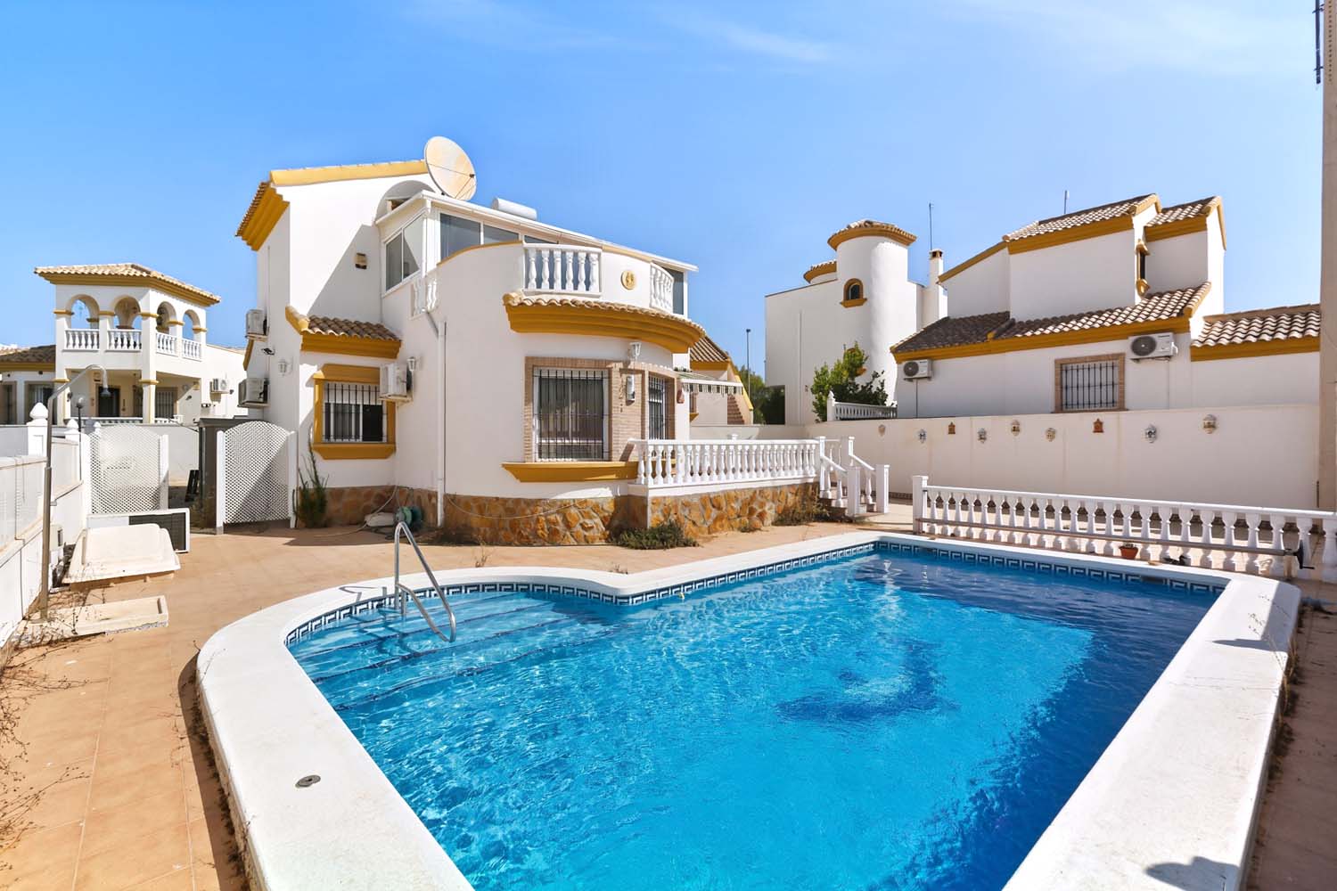 Casa · Reventa - Pilar de la Horadada · Pinar de Campoverde · Alicante · España